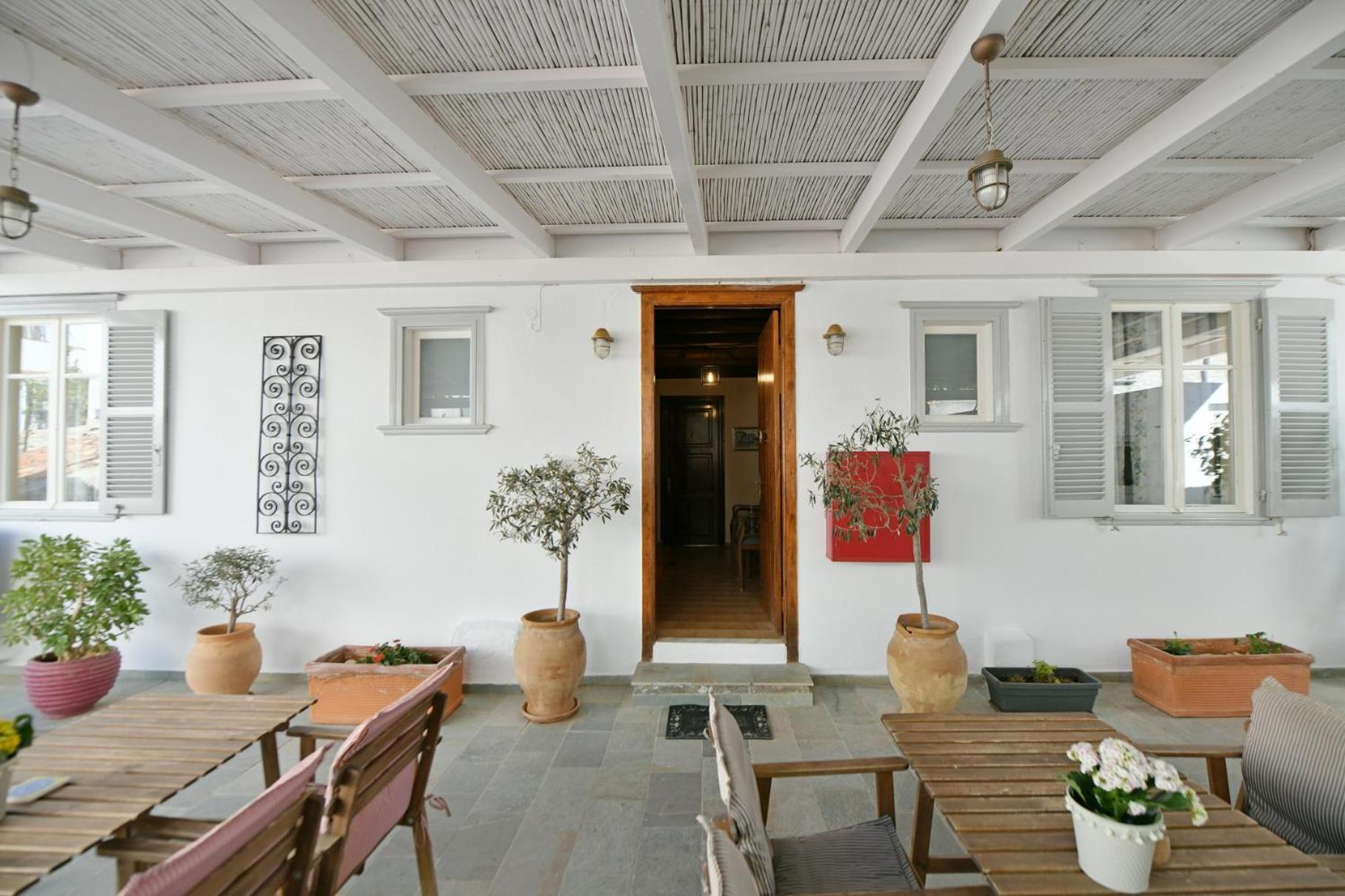 Athina Guesthouse Hydra  Extérieur photo