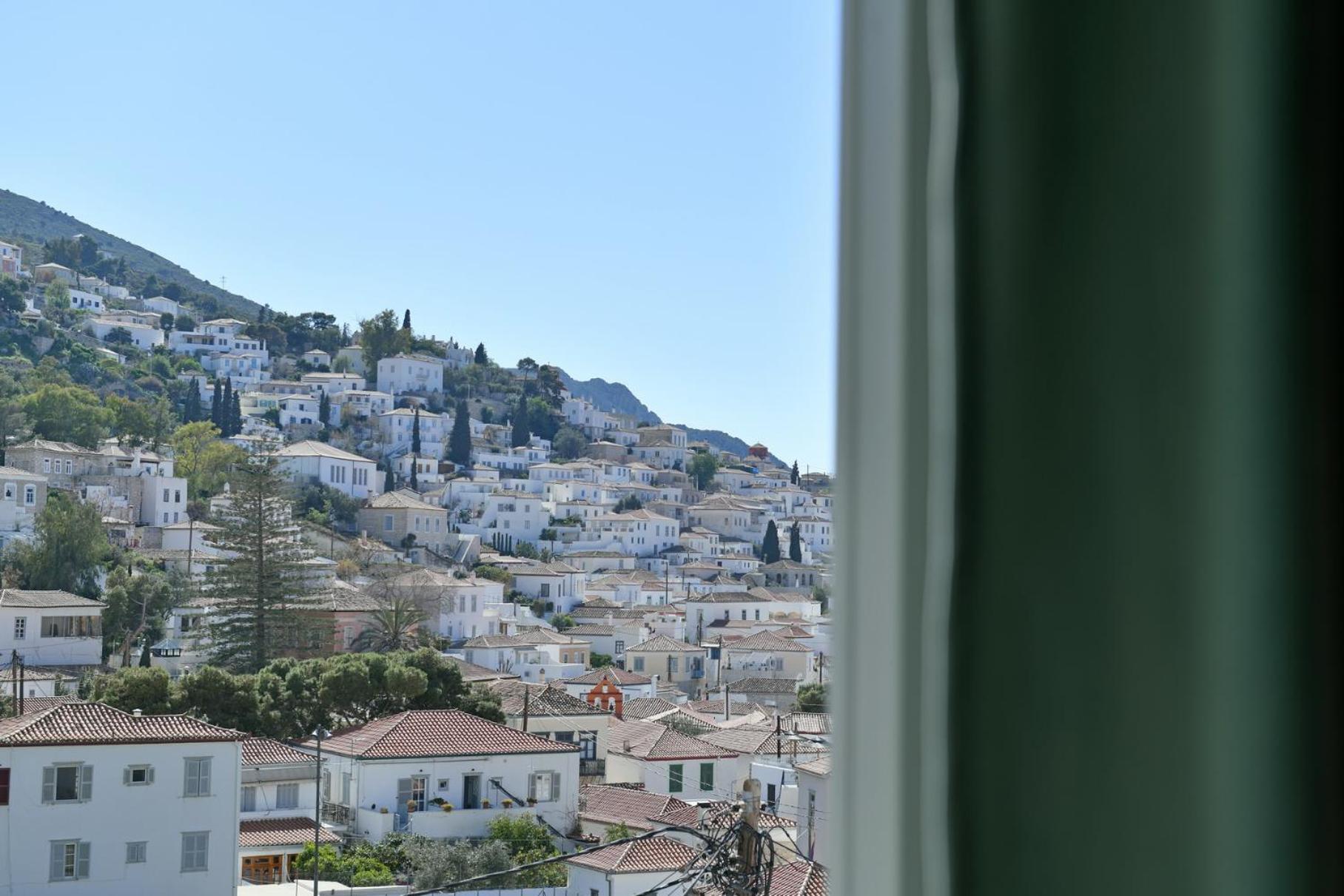 Athina Guesthouse Hydra  Extérieur photo